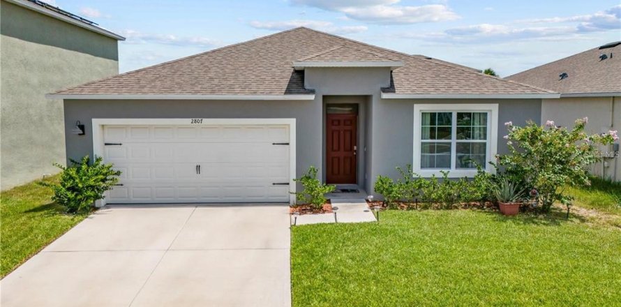 House in Saint Cloud, Florida 4 bedrooms, 170.01 sq.m. № 1849650