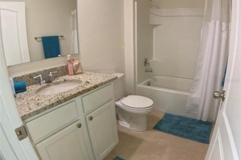 House in Saint Cloud, Florida 4 bedrooms, 170.01 sq.m. № 1849650 - photo 19