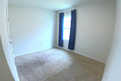 House in Saint Cloud, Florida 4 bedrooms, 170.01 sq.m. № 1849650 - photo 17