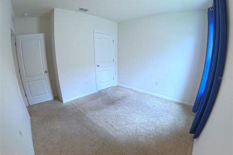 House in Saint Cloud, Florida 4 bedrooms, 170.01 sq.m. № 1849650 - photo 16