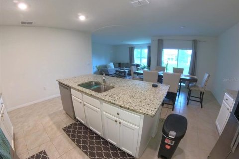 House in Saint Cloud, Florida 4 bedrooms, 170.01 sq.m. № 1849650 - photo 6