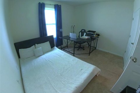 House in Saint Cloud, Florida 4 bedrooms, 170.01 sq.m. № 1849650 - photo 20