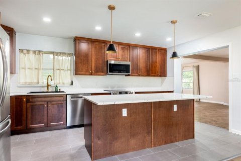 Villa ou maison à vendre à Maitland, Floride: 3 chambres, 130.43 m2 № 1910606 - photo 8