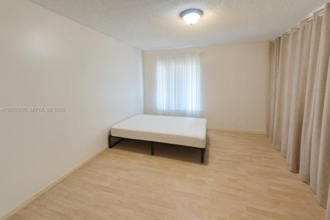 Condo in Sunrise, Florida, 1 bedroom  № 2068062 - photo 5