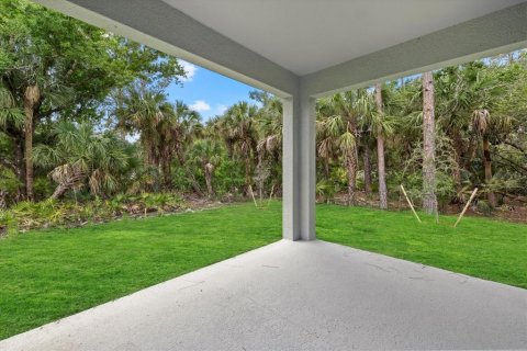 House in North Port, Florida 4 bedrooms, 184.88 sq.m. № 1680739 - photo 26