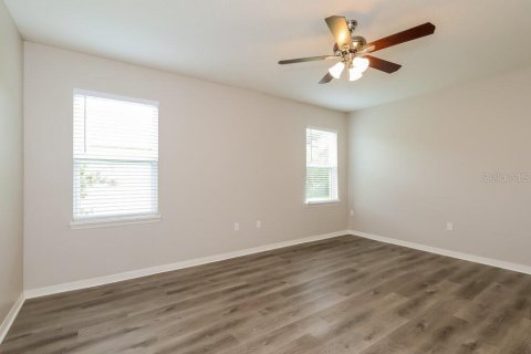 Villa ou maison à louer à Kissimmee, Floride: 4 chambres, 181.72 m2 № 2405622 - photo 10