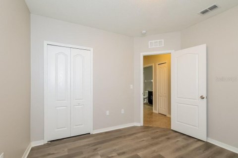 Villa ou maison à louer à Kissimmee, Floride: 4 chambres, 181.72 m2 № 2405622 - photo 13
