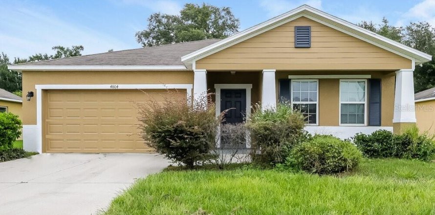 Villa ou maison à Kissimmee, Floride 4 chambres, 181.72 m2 № 2405622