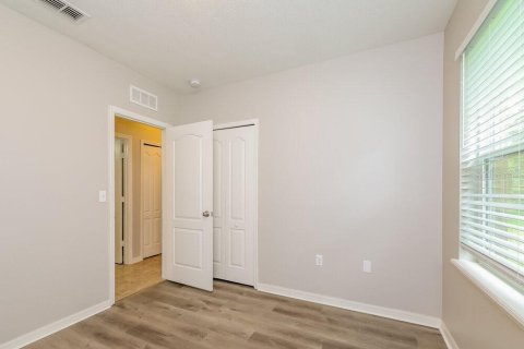 Villa ou maison à louer à Kissimmee, Floride: 4 chambres, 181.72 m2 № 2405622 - photo 14