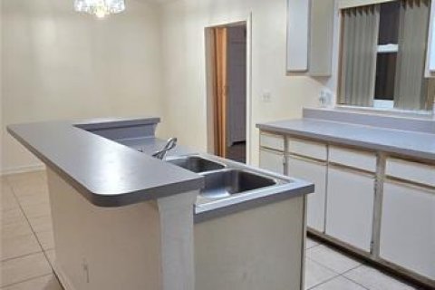Купить виллу или дом в Делтона, Флорида 11 комнат, 179.02м2, № 2207212 - фото 16