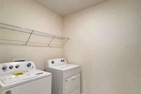 Casa en alquiler en Wesley Chapel, Florida, 5 dormitorios, 227.33 m2 № 1906436 - foto 15