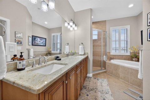 Townhouse in Dunedin, Florida 4 bedrooms, 263.1 sq.m. № 1829629 - photo 24