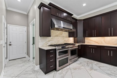 Villa ou maison à vendre à Gainesville, Floride: 5 chambres, 317.17 m2 № 2277921 - photo 27