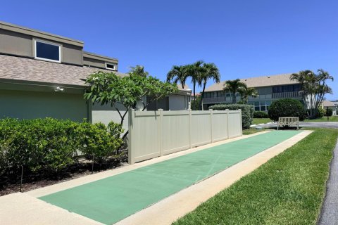 Condo in Stuart, Florida, 2 bedrooms  № 2082348 - photo 23
