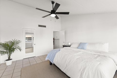 Condo in Stuart, Florida, 2 bedrooms  № 2082348 - photo 19