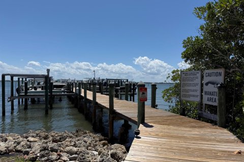 Condo in Stuart, Florida, 2 bedrooms  № 2082348 - photo 28