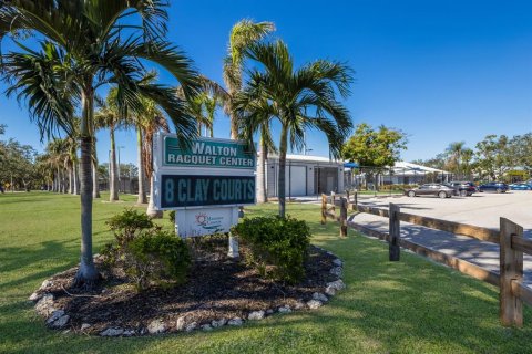 House in Bradenton, Florida 3 bedrooms, 122.63 sq.m. № 1902658 - photo 28