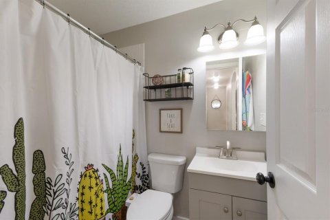 House in Bradenton, Florida 3 bedrooms, 122.63 sq.m. № 1902658 - photo 16