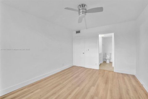 Condo in Boca Raton, Florida, 2 bedrooms  № 1712303 - photo 21