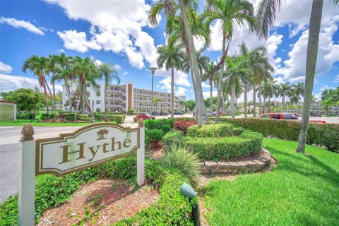 Condo in Boca Raton, Florida, 2 bedrooms  № 1712303 - photo 5