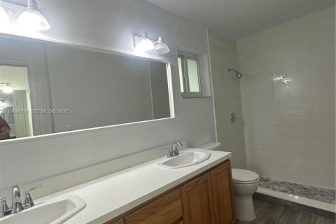 Снять в аренду виллу или дом в Хомстед, Флорида 3 спальни, 160.26м2, № 1965605 - фото 21