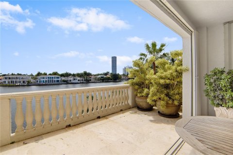 Купить кондоминиум в Авентура, Флорида 4 спальни, 299.15м2, № 1860641 - фото 3