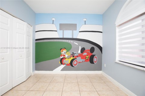 Casa en venta en Miami, Florida, 4 dormitorios, 175.4 m2 № 1969371 - foto 20