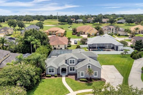 House in Lakeland, Florida 5 bedrooms, 246.01 sq.m. № 2150168 - photo 6