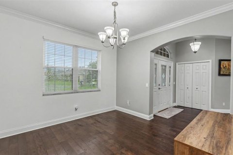 House in Lakeland, Florida 5 bedrooms, 246.01 sq.m. № 2150168 - photo 8
