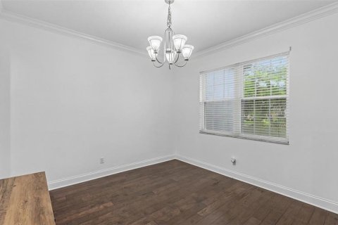 House in Lakeland, Florida 5 bedrooms, 246.01 sq.m. № 2150168 - photo 9