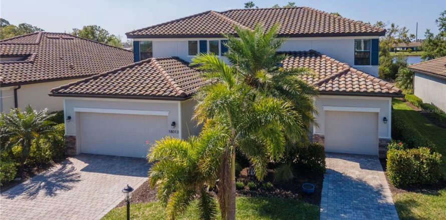 Villa ou maison à Bradenton, Floride 6 chambres, 363.06 m2 № 1580426