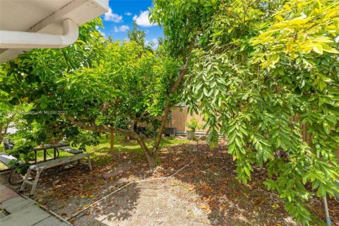 House in Homestead, Florida 3 bedrooms, 107.86 sq.m. № 1786981 - photo 19