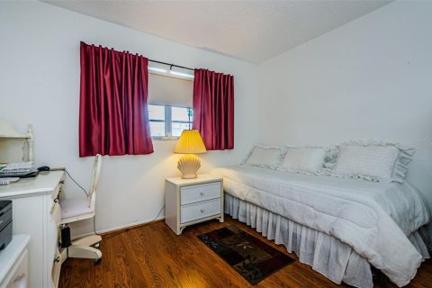 House in Clearwater, Florida 2 bedrooms, 86.86 sq.m. № 1750249 - photo 25