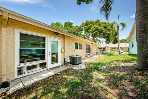 House in Clearwater, Florida 2 bedrooms, 86.86 sq.m. № 1750249 - photo 14