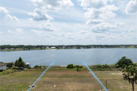 Terreno en Auburndale, Florida № 2219114
