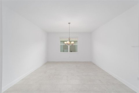 House in Ocala, Florida 3 bedrooms, 266.63 sq.m. № 1885850 - photo 15