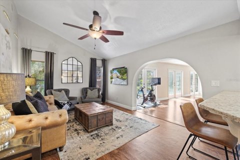 House in Brandon, Florida 3 bedrooms, 212.56 sq.m. № 1690815 - photo 22