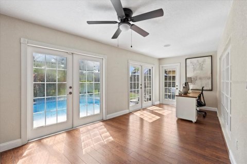 House in Brandon, Florida 3 bedrooms, 212.56 sq.m. № 1690815 - photo 27