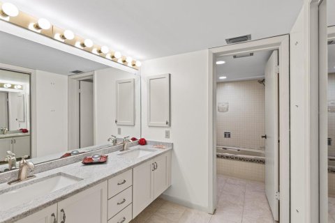 Copropriété à vendre à Clearwater, Floride: 3 chambres, 129.13 m2 № 2195890 - photo 26