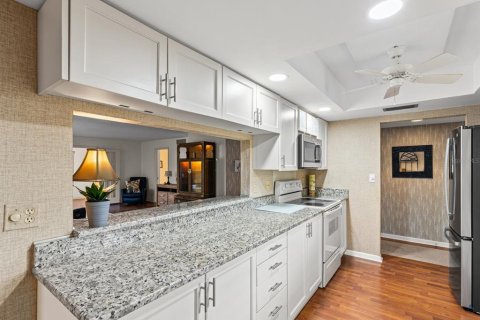 Copropriété à vendre à Clearwater, Floride: 3 chambres, 129.13 m2 № 2195890 - photo 10