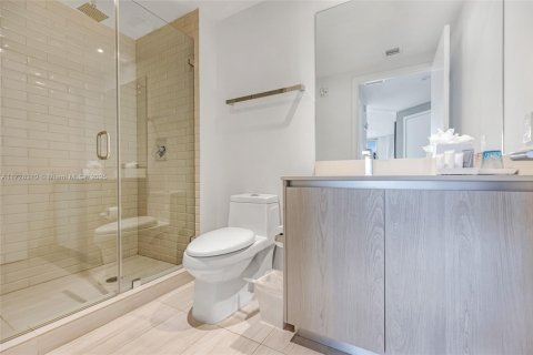 Hotel en venta en Hollywood, Florida, 2 dormitorios, 99.87 m2 № 2304311 - foto 20