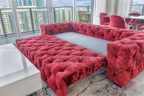 Hotel en venta en Hollywood, Florida, 2 dormitorios, 99.87 m2 № 2304311 - foto 13