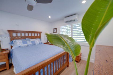 Купить коммерческую недвижимость в Форт-Лодердейл, Флорида 152.55м2, № 2009767 - фото 13