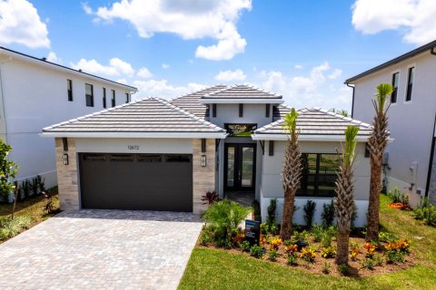House in Palm Beach Gardens, Florida 4 bedrooms, 237.09 sq.m. № 2146385 - photo 5