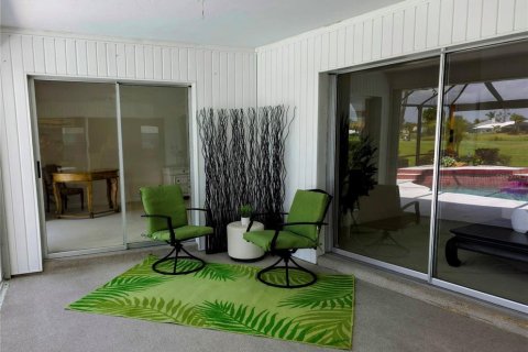 House in Venice, Florida 3 bedrooms, 208.94 sq.m. № 1579045 - photo 17