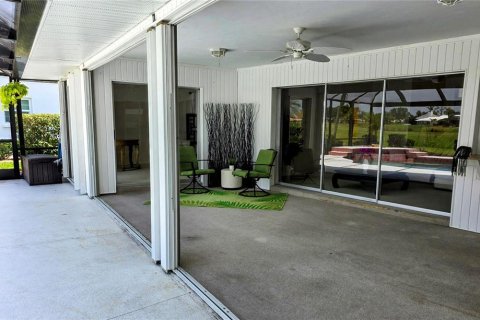 House in Venice, Florida 3 bedrooms, 208.94 sq.m. № 1579045 - photo 19