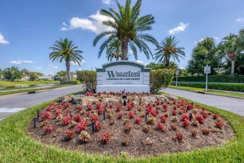 House in Venice, Florida 3 bedrooms, 208.94 sq.m. № 1579045 - photo 30