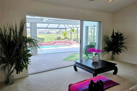 House in Venice, Florida 3 bedrooms, 208.94 sq.m. № 1579045 - photo 14