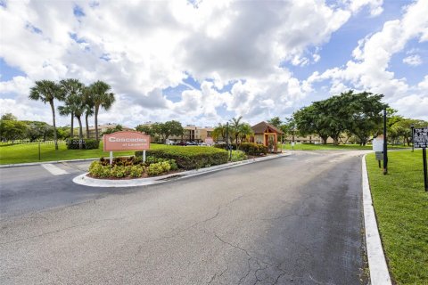 Купить кондоминиум в Лодерхилл, Флорида 2 спальни, 96.62м2, № 1932033 - фото 20