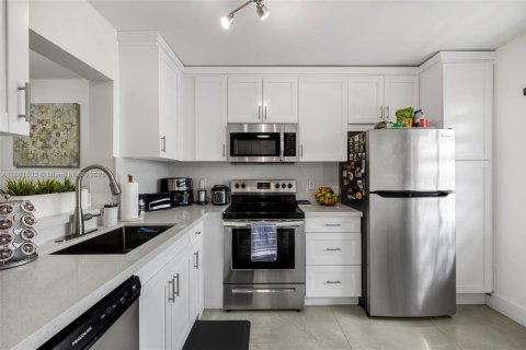 Купить кондоминиум в Лодерхилл, Флорида 2 спальни, 96.62м2, № 1932033 - фото 4